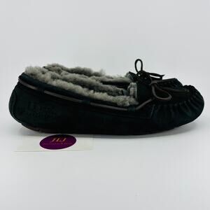 UGG Women's Black Suede Shearling Lined Moccasin Slippers 3050 Size 9